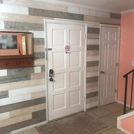 הילטון הד איילנד Elegant 2-Bedroom Pet-Friendly Villa W 2 Parking Spaces מראה חיצוני תמונה