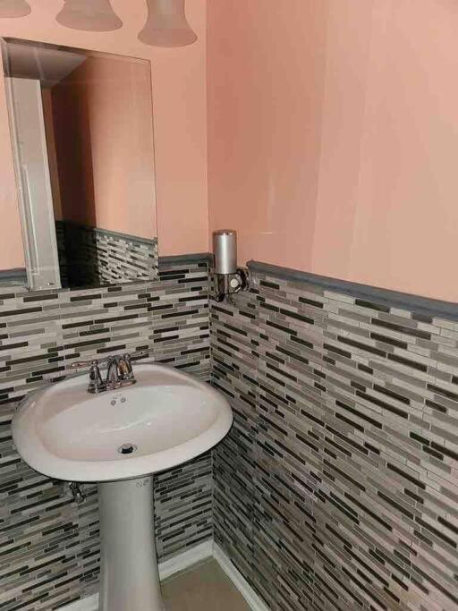 הילטון הד איילנד Elegant 2-Bedroom Pet-Friendly Villa W 2 Parking Spaces מראה חיצוני תמונה