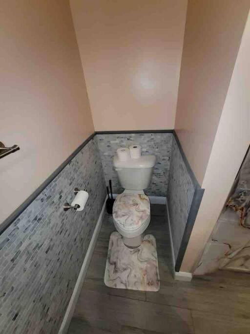 הילטון הד איילנד Elegant 2-Bedroom Pet-Friendly Villa W 2 Parking Spaces מראה חיצוני תמונה