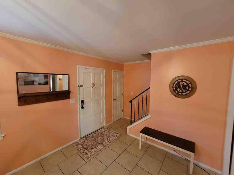 הילטון הד איילנד Elegant 2-Bedroom Pet-Friendly Villa W 2 Parking Spaces מראה חיצוני תמונה